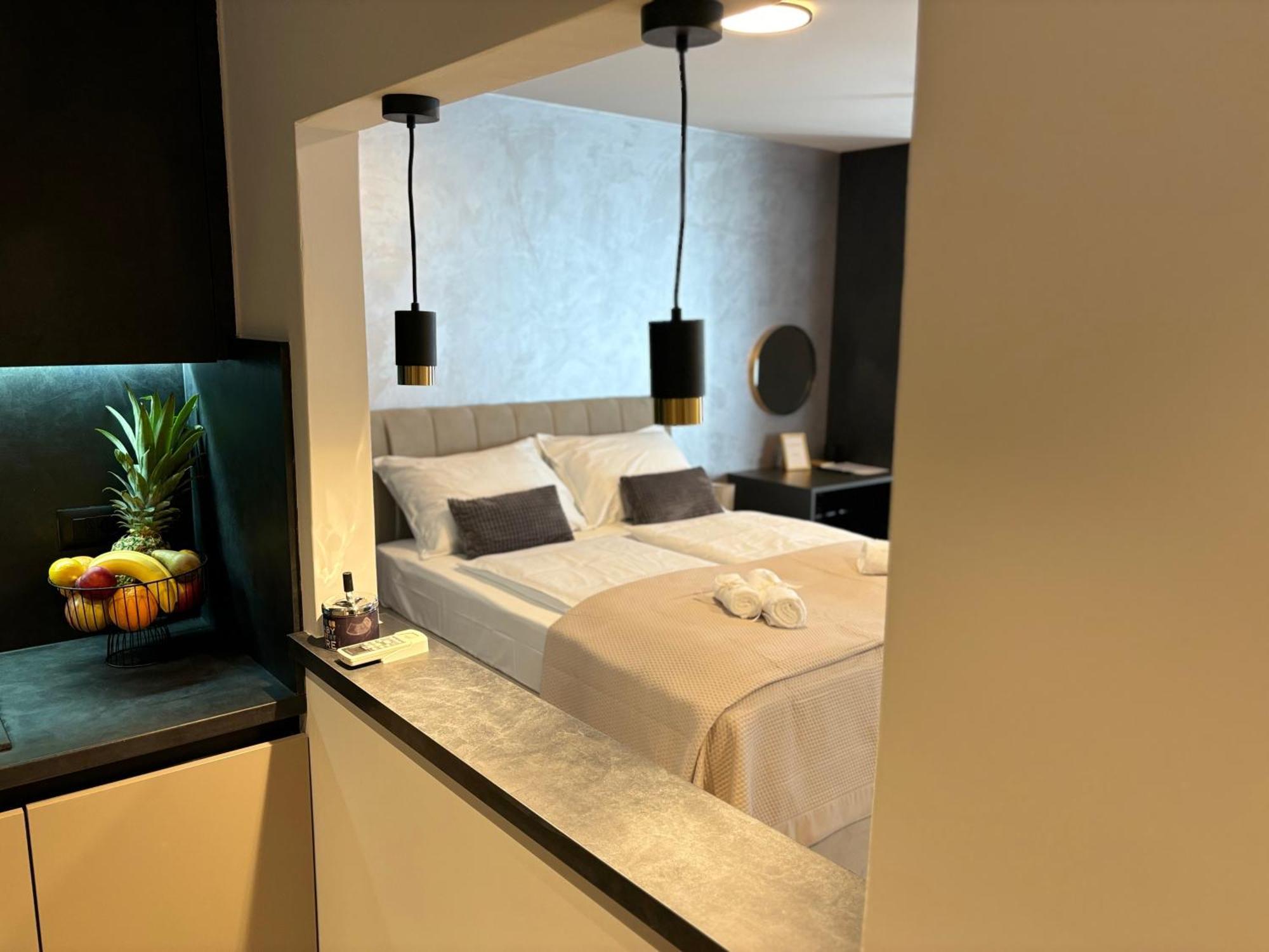 Studio Apartman Versi Old Town Задар Экстерьер фото
