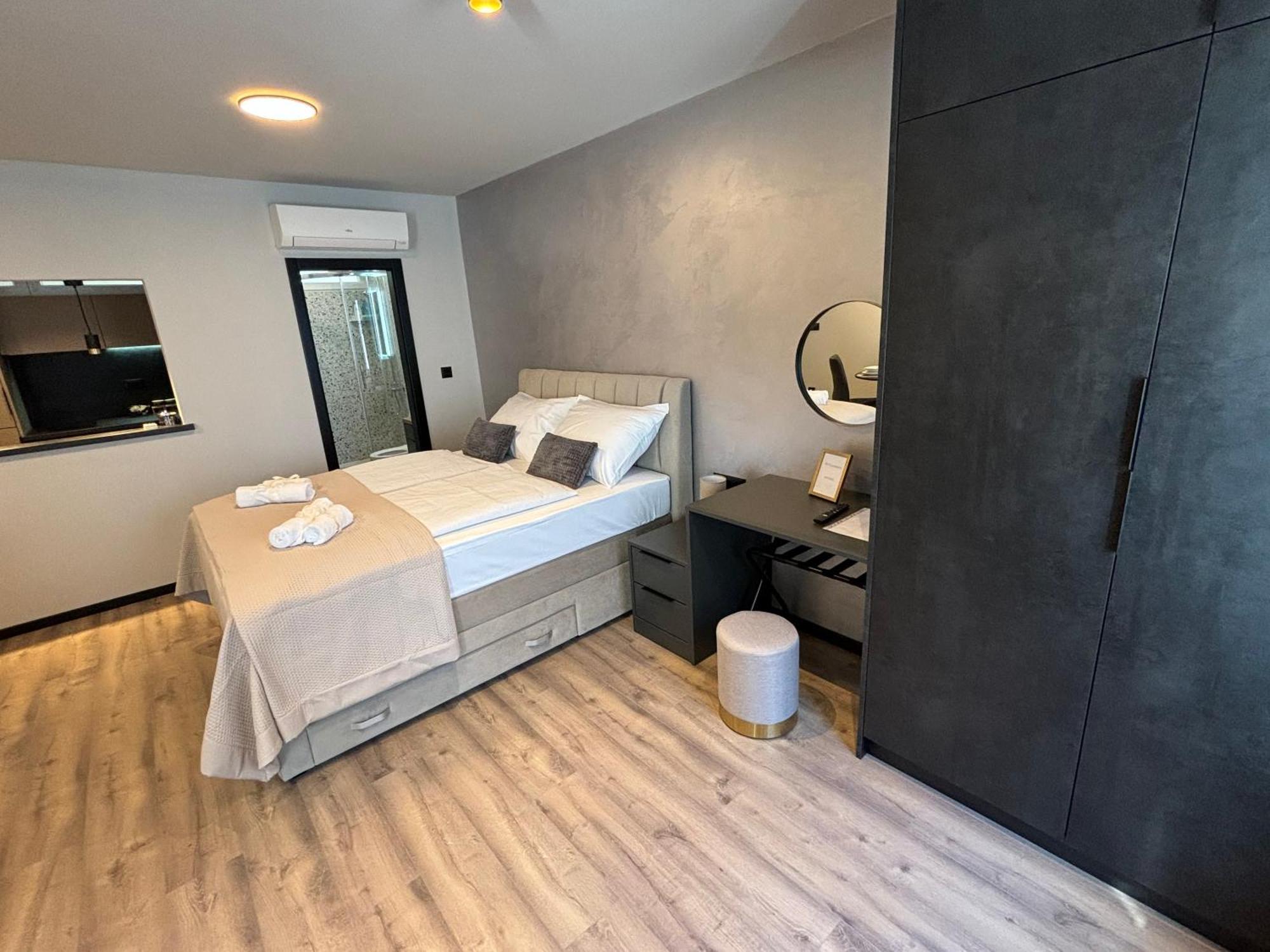Studio Apartman Versi Old Town Задар Экстерьер фото